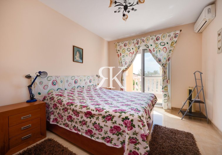 Revente - villa - Torrevieja - Aguas Nuevas