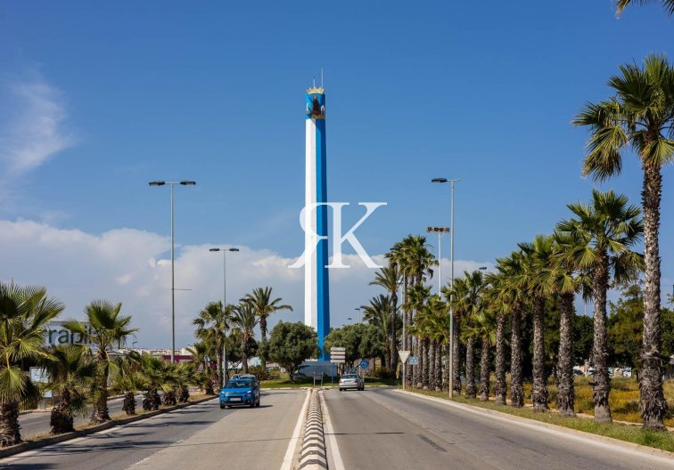 Revente - villa - Torrevieja - Aguas Nuevas