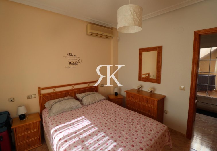 Revente - villa - Villamartin - Costa Blanca