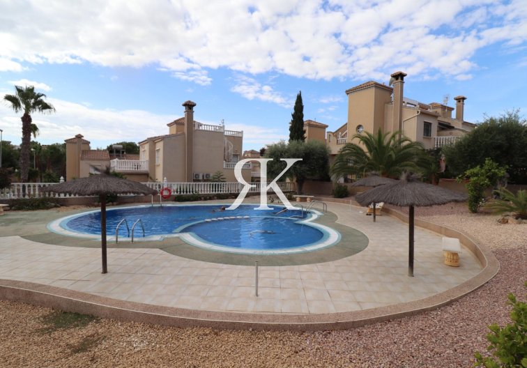 Revente - villa - Villamartin - Costa Blanca