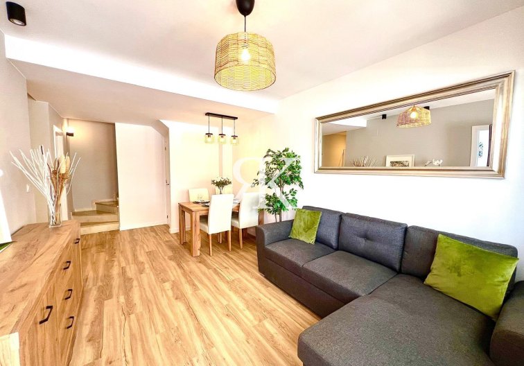 Resale - town house - Orihuela - Urbanización Perla Del Mar