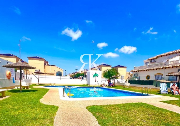 Resale - town house - Orihuela - Urbanización Perla Del Mar