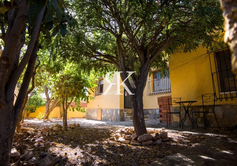 Herverkoop - villa - La Siesta - Costa Blanca