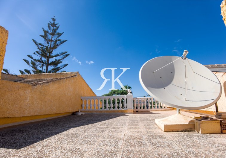 Herverkoop - villa - La Siesta - Costa Blanca