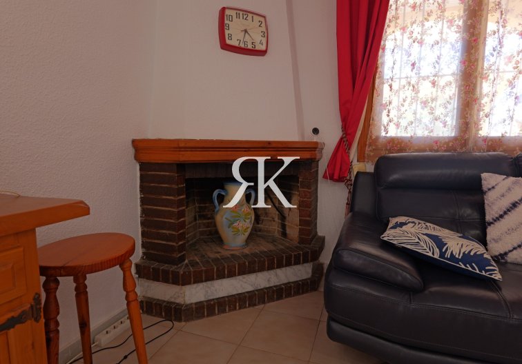 Herverkoop - villa - La Siesta - Costa Blanca