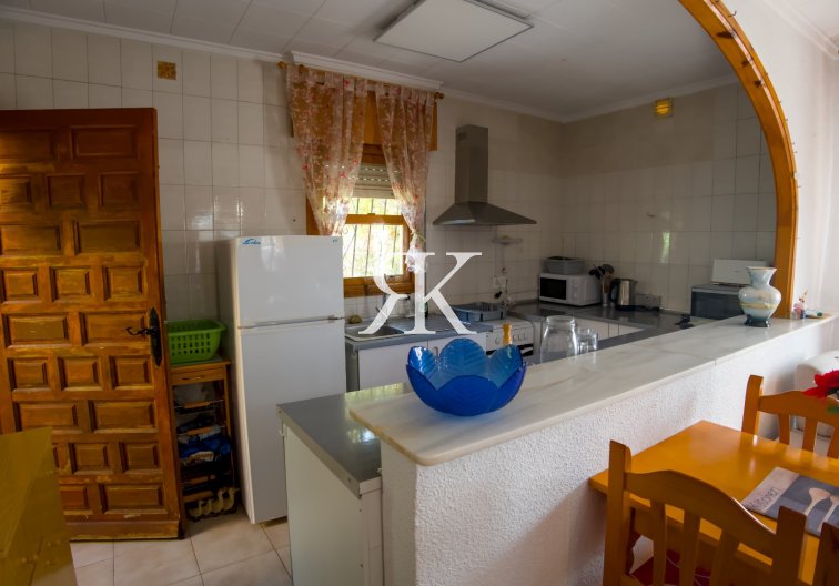 Herverkoop - villa - La Siesta - Costa Blanca