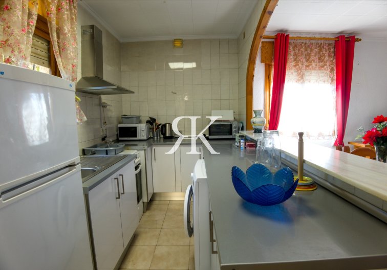 Herverkoop - villa - La Siesta - Costa Blanca