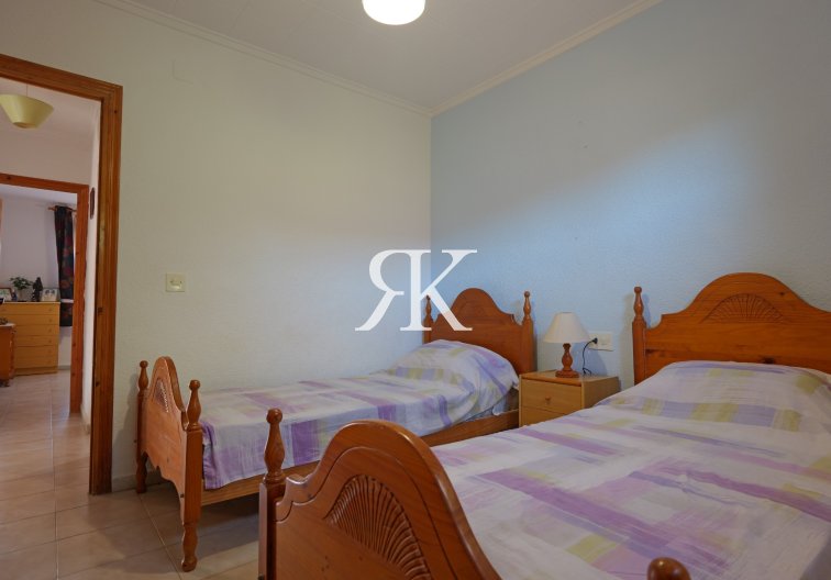 Herverkoop - villa - La Siesta - Costa Blanca