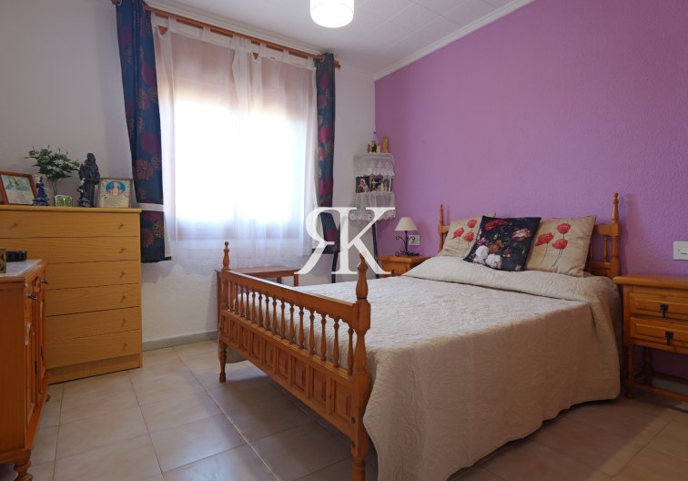 Herverkoop - villa - La Siesta - Costa Blanca