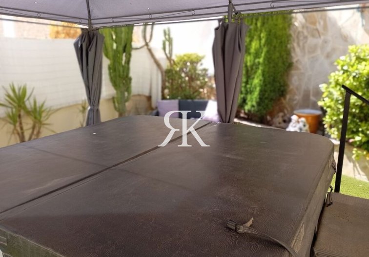 Revente - villa - Villamartin - Costa Blanca