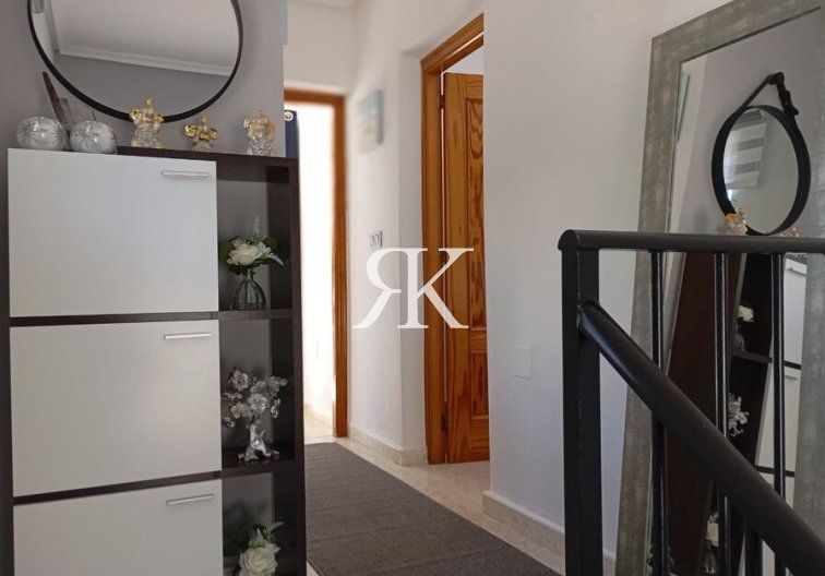 Revente - villa - Villamartin - Costa Blanca