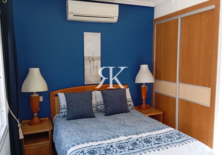 Revente - villa - Villamartin - Costa Blanca