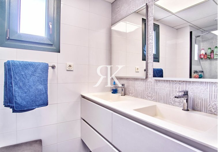 Wiederverkauf - Wohnung - Mil Palmeras - Costa Blanca