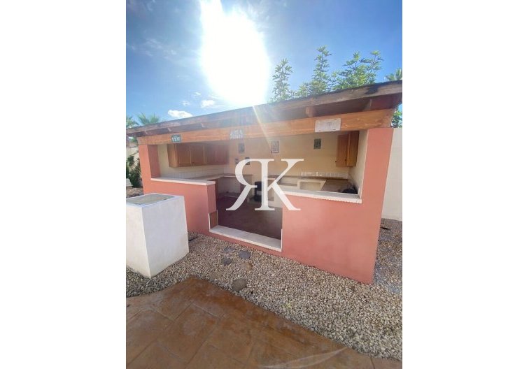 Resale - villa - Catral - Costa Blanca