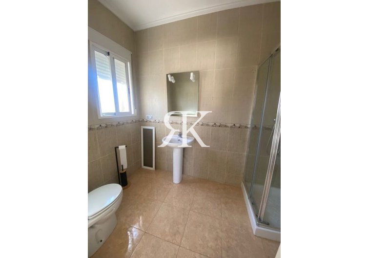 Resale - villa - Catral - Costa Blanca