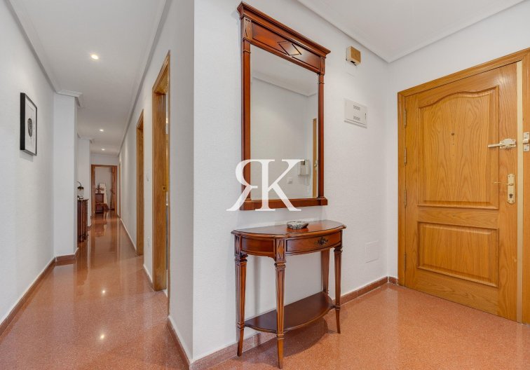 Revente - Penthouse - Torrevieja - Paseo Maritimo