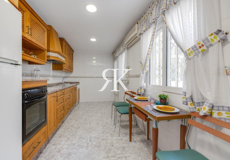 Revente - Penthouse - Torrevieja - Paseo Maritimo