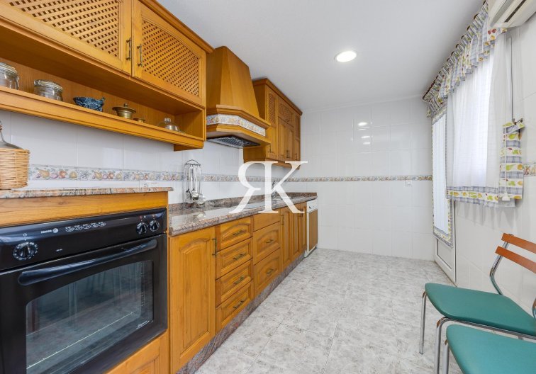 Revente - Penthouse - Torrevieja - Paseo Maritimo