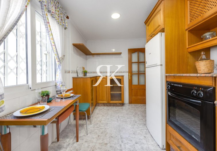 Revente - Penthouse - Torrevieja - Paseo Maritimo