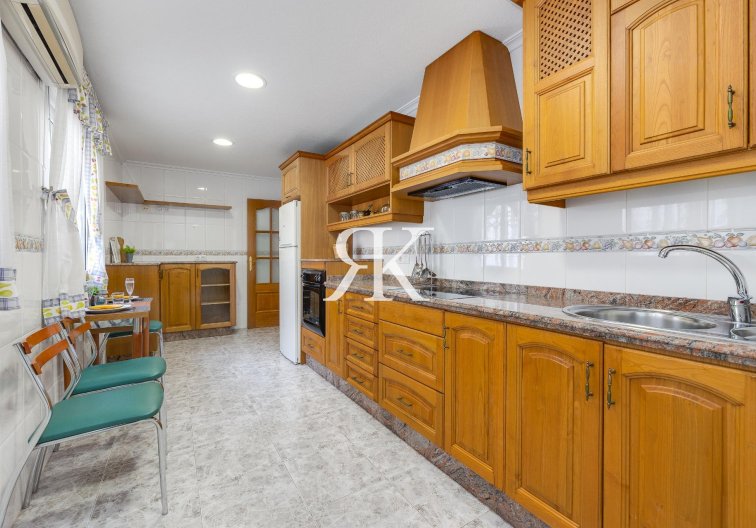 Revente - Penthouse - Torrevieja - Paseo Maritimo