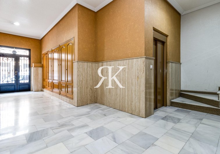 Revente - Penthouse - Torrevieja - Paseo Maritimo