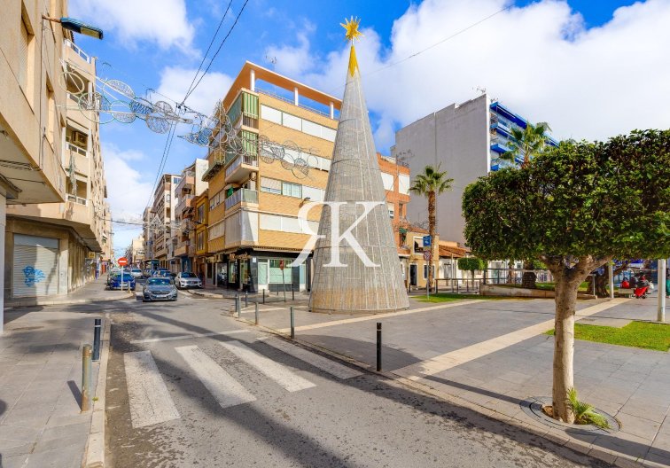 Revente - Penthouse - Torrevieja - Paseo Maritimo