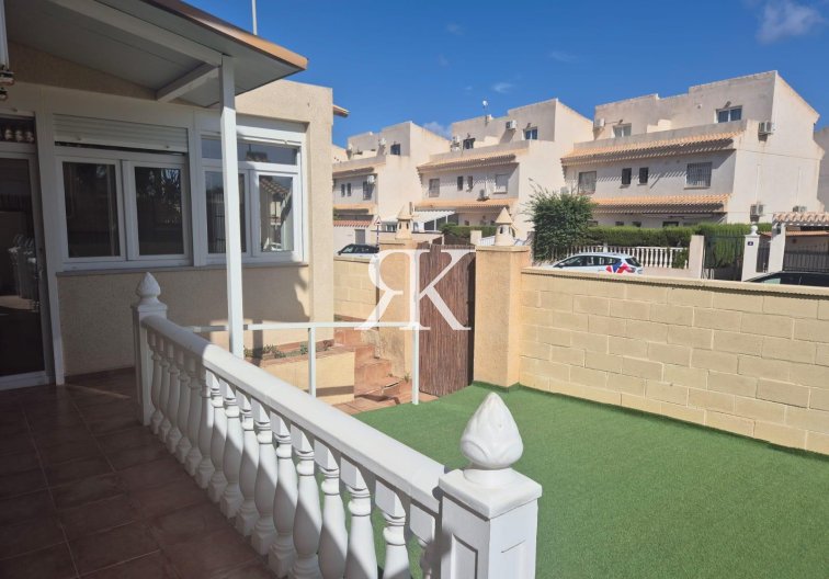 Revente - Semi Detached - Orihuela Costa - Playa Flamenca