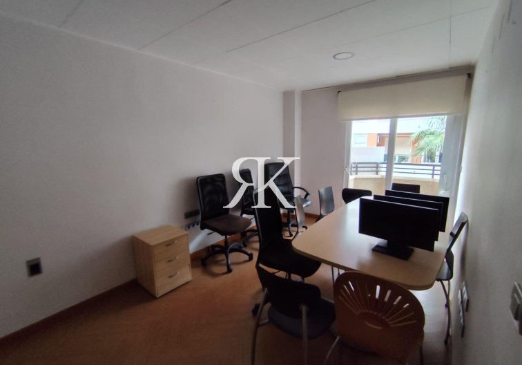 Segunda mano - Apartamento  - Torrevieja - Puerto