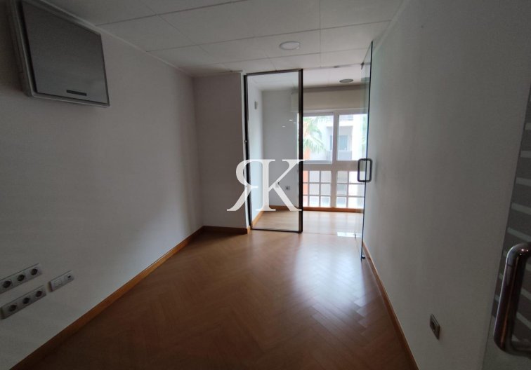 Segunda mano - Apartamento  - Torrevieja - Puerto