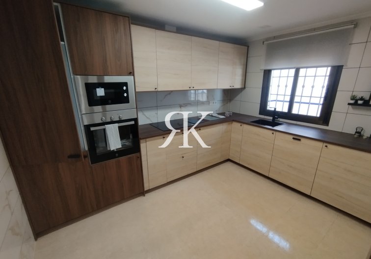 Revente - town house - San Miguel de Salinas - Inland