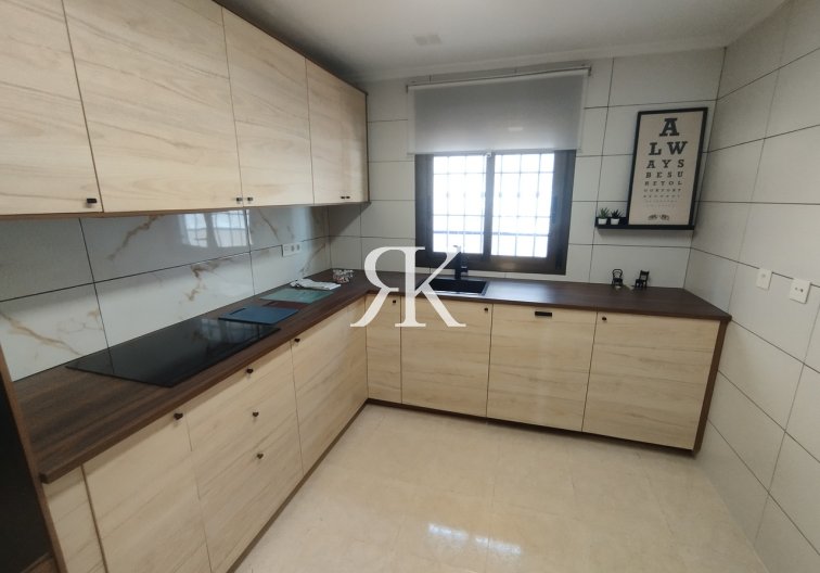 Revente - town house - San Miguel de Salinas - Inland