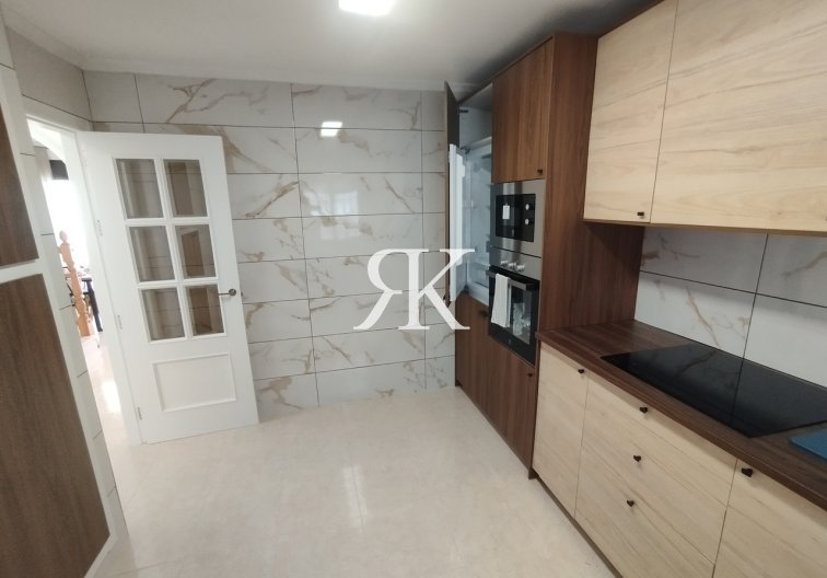 Revente - town house - San Miguel de Salinas - Inland