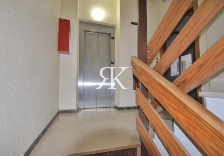 Herverkoop - Appartement - Torrevieja - Centro