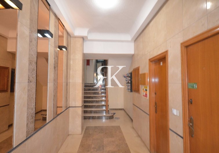 Herverkoop - Appartement - Torrevieja - Centro