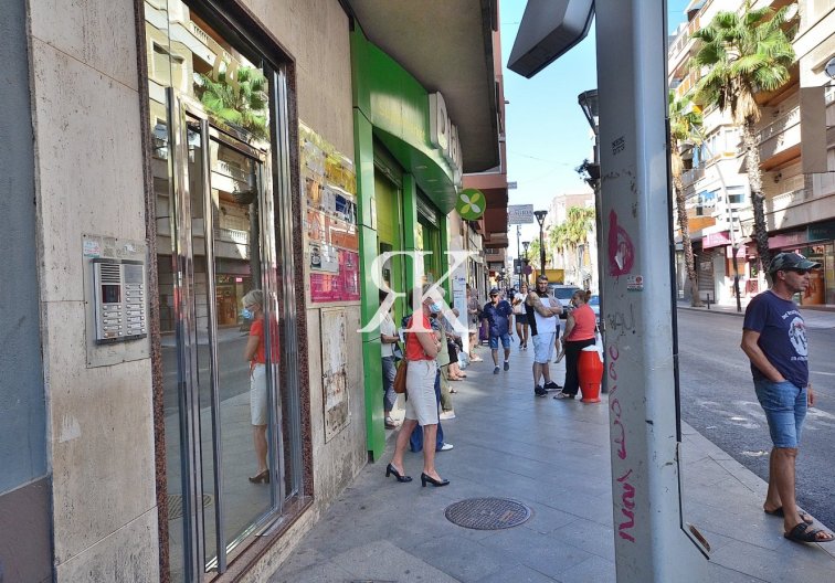 Herverkoop - Appartement - Torrevieja - Centro