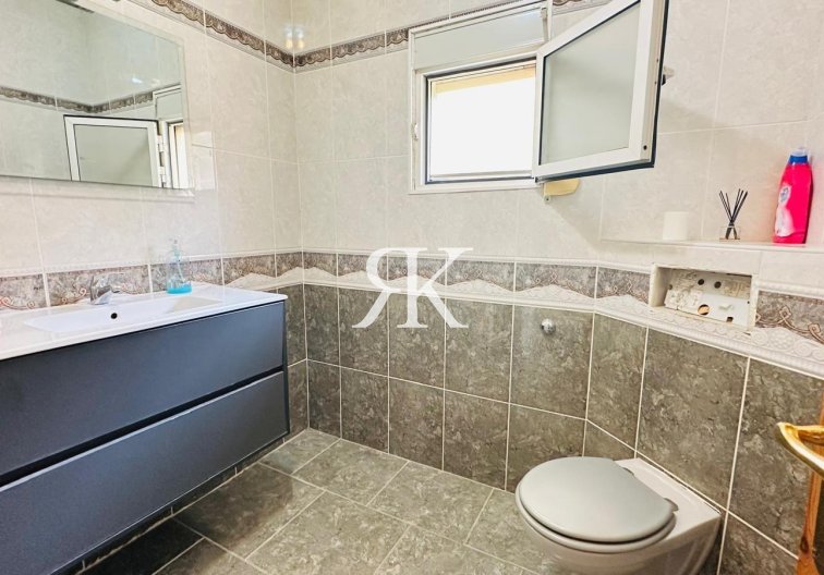 Herverkoop - town house - Orihuela - Urbanización Perla Del Mar