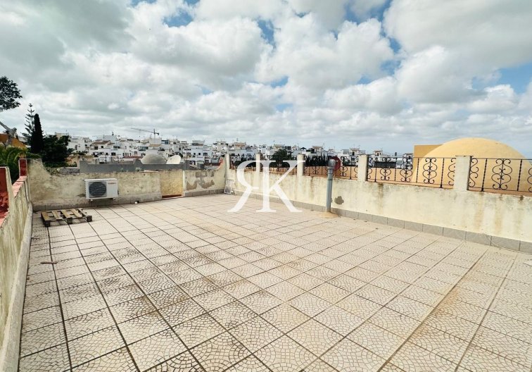 Herverkoop - town house - Orihuela - Urbanización Perla Del Mar