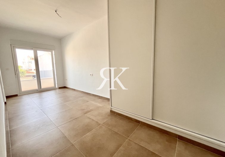 Wiederverkauf - town house - Pilar de la Horadada - Costa Blanca