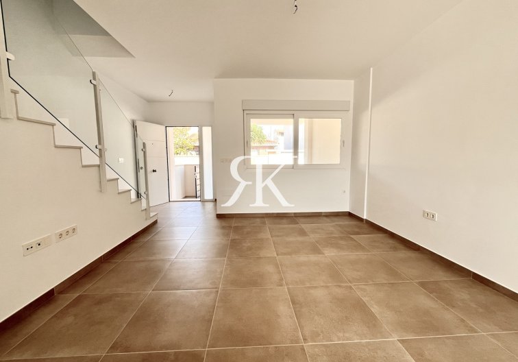 Wiederverkauf - town house - Pilar de la Horadada - Costa Blanca