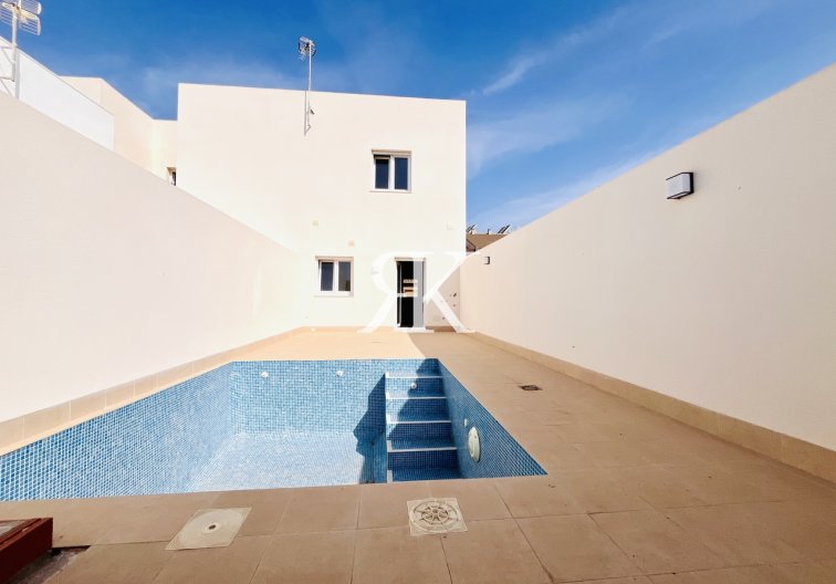 Wiederverkauf - town house - Pilar de la Horadada - Costa Blanca
