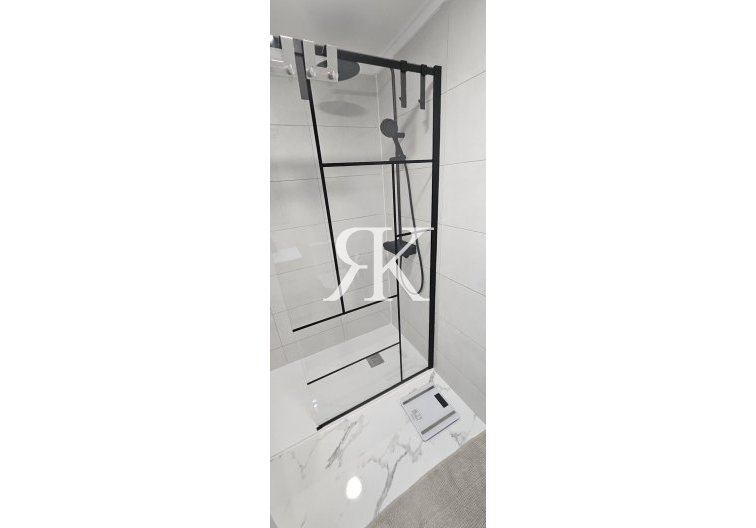 Wiederverkauf - Wohnung - Orihuela Costa - Punta Prima