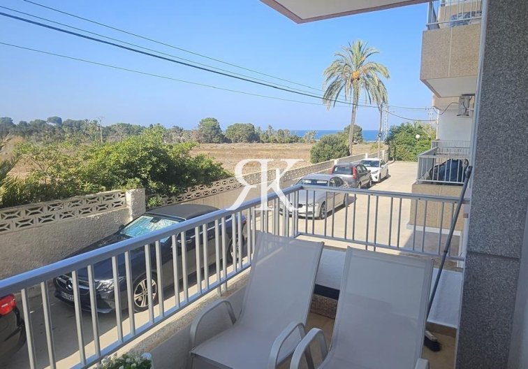 Wiederverkauf - Wohnung - Orihuela Costa - Punta Prima