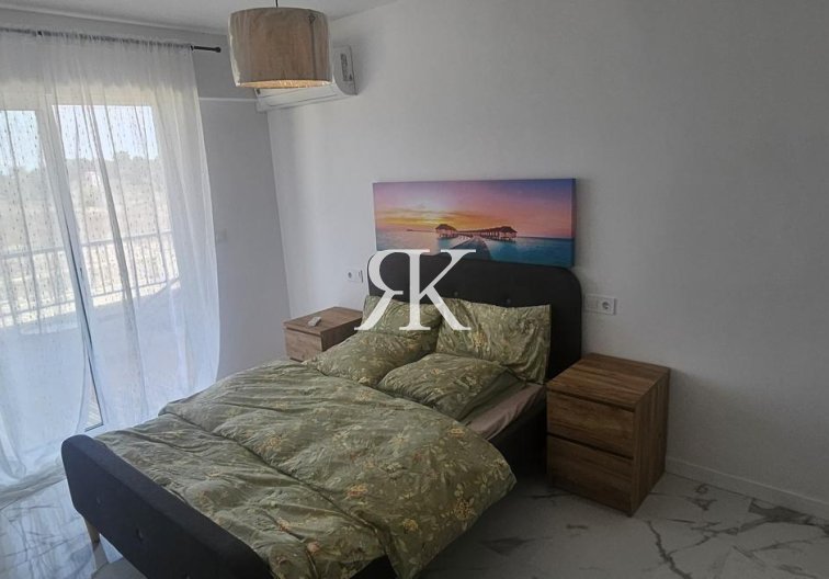 Wiederverkauf - Wohnung - Orihuela Costa - Punta Prima