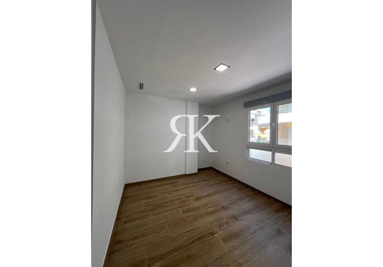 Revente - Appartement - Torrevieja - La Mata