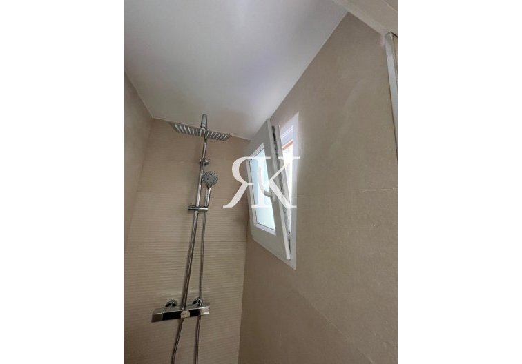 Revente - Appartement - Torrevieja - La Mata