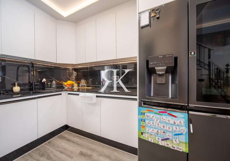 Resale - town house - Orihuela Costa - PAU 26