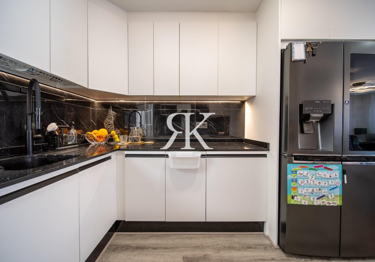 Resale - town house - Orihuela Costa - PAU 26