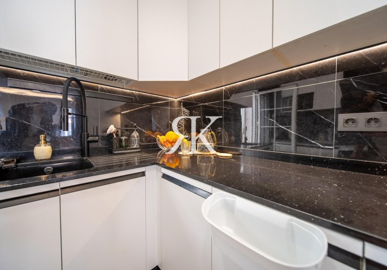 Resale - town house - Orihuela Costa - PAU 26