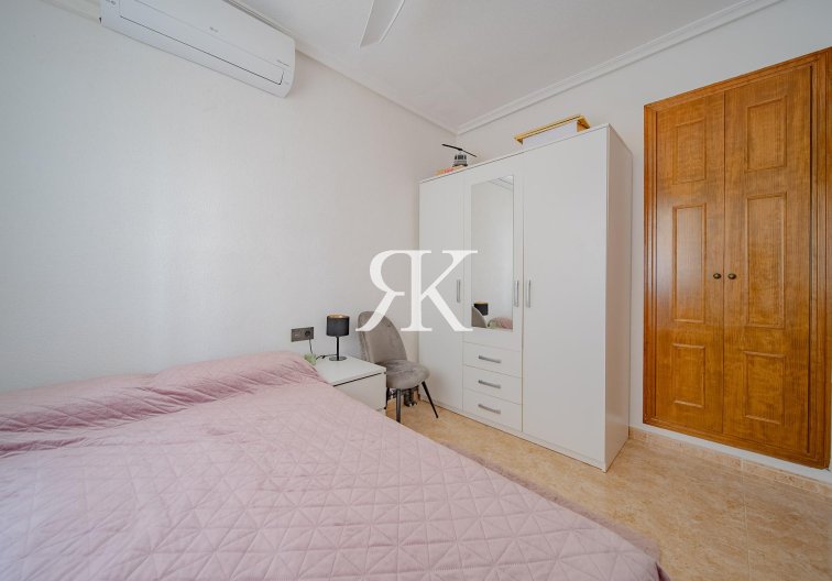 Resale - town house - Orihuela Costa - PAU 26