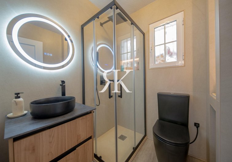 Resale - town house - Orihuela Costa - PAU 26